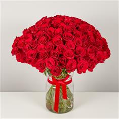 101 Red Roses With Free Wine &amp; Chocolates