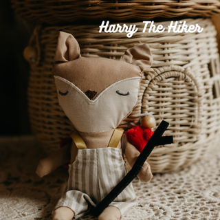 Mini Fox - Hiker
