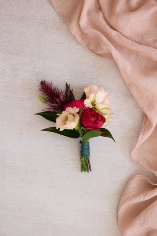 Buttonhole - Winters Blush